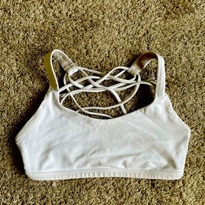 Lululemon Free to Be Bra